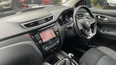 Nissan Qashqai 1.3 DiG-T N-Connecta 5dr Petrol Hatchback